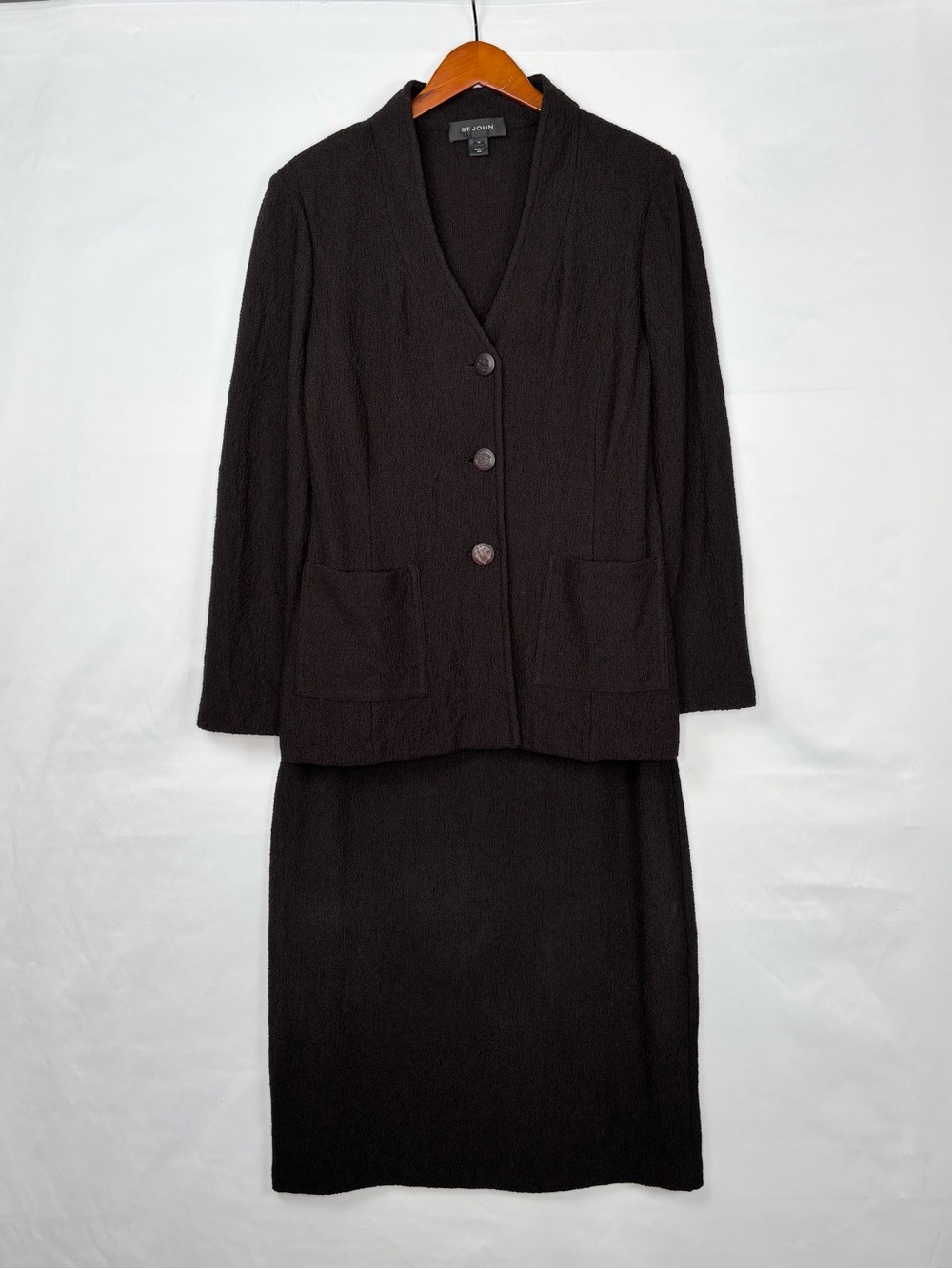 St John Knits Boucle Knit Skirt Suit Set Brown Size 12/14 Jacket Button Up USA
